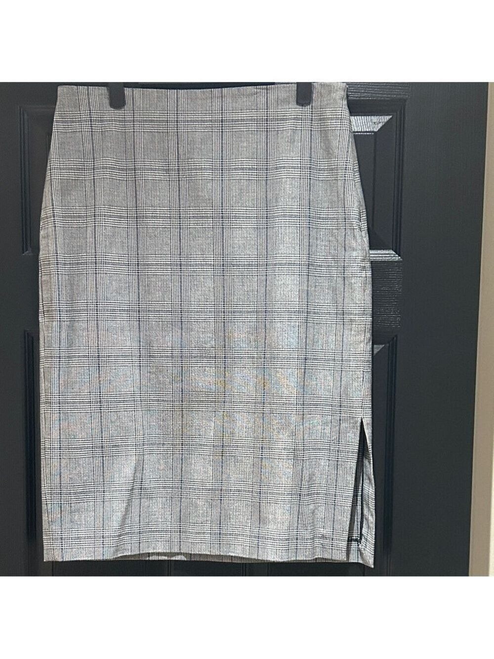 Banana Republic Gray Plaid Pencil Skirt